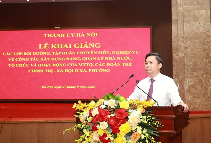 Xã Thanh Trì: Dự trực tuyến tập huấn chuyên môn, nghiệp vụ công tác xây dựng Đảng, quản lý nhà nước, MTTQ và các đoàn thể cho 373 lãnh đạo xã, phường- Ảnh 1.