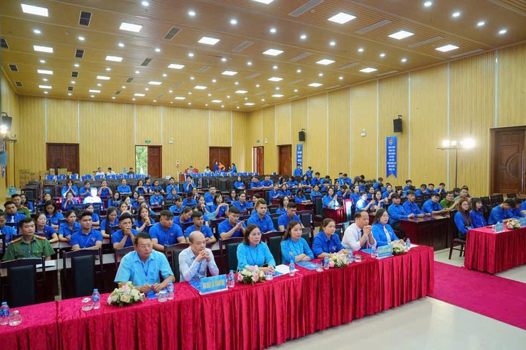 Phiên làm việc thứ nhất Đại hội đại biểu Đoàn TNCS Hồ Chí Minh xã Thanh Oai lần thứ I, nhiệm kỳ 2025-2030- Ảnh 2.