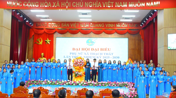 Chúc mừng Đại hội đại biểu Phụ nữ xã Thạch Thất lần thứ I, nhiệm kỳ 2025-2030 thành công tốt đẹp.- Ảnh 3.