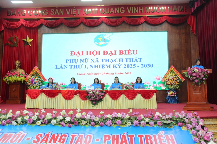 Chúc mừng Đại hội đại biểu Phụ nữ xã Thạch Thất lần thứ I, nhiệm kỳ 2025-2030 thành công tốt đẹp.- Ảnh 8.