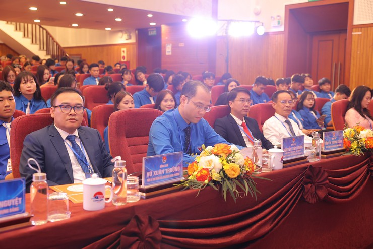 Đại hội Đại biểu Đoàn TNCS Hồ Chí Minh phường Việt Hưng lần thứ I, nhiệm kỳ 2025-2030 thành công tốt đẹp- Ảnh 1.