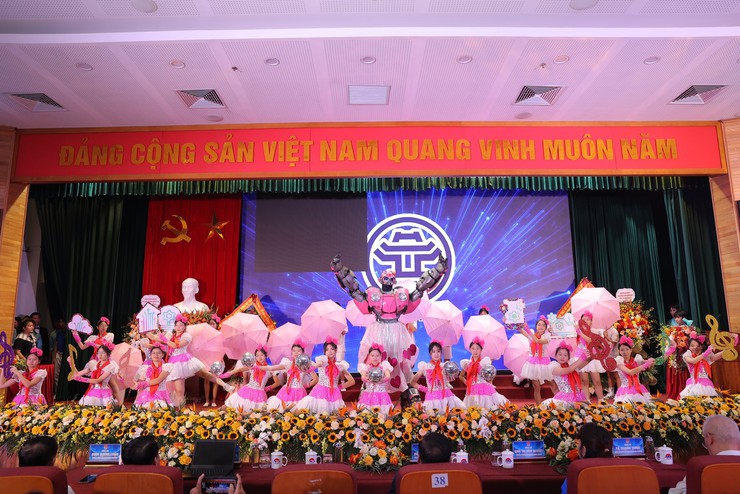 Đại hội Đại biểu Đoàn TNCS Hồ Chí Minh phường Việt Hưng lần thứ I, nhiệm kỳ 2025-2030 thành công tốt đẹp- Ảnh 19.