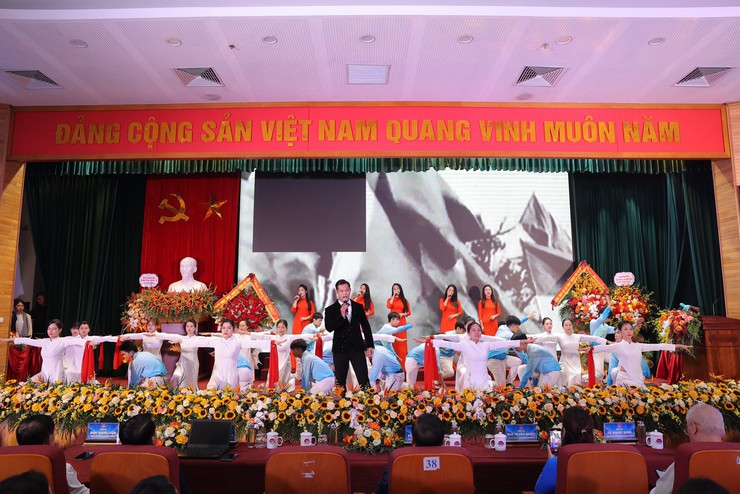 Đại hội Đại biểu Đoàn TNCS Hồ Chí Minh phường Việt Hưng lần thứ I, nhiệm kỳ 2025-2030 thành công tốt đẹp- Ảnh 20.