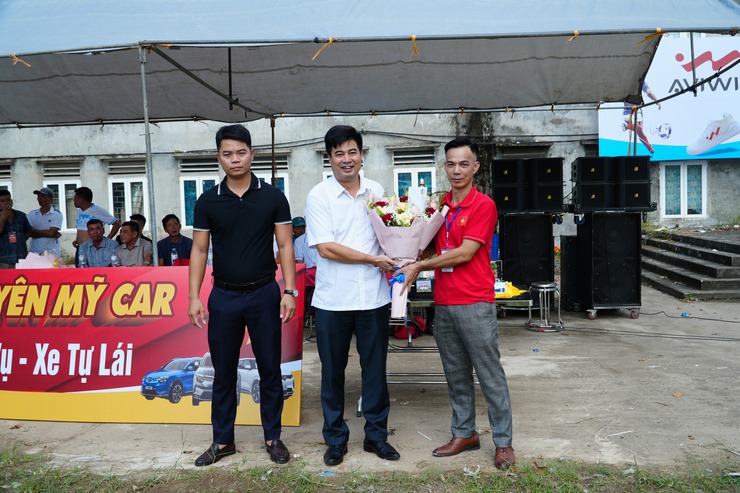 Tổ chức giải bóng đá xã Chuyên Mỹ mở rộng lần thứ I năm 2025- Ảnh 2.