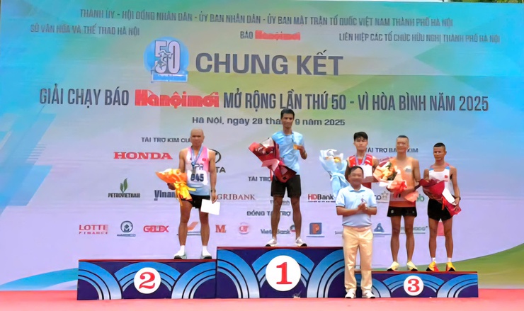 Phường Xuân Đỉnh đạt 01 HCV, 03 giải khuyến khích đồng đội và đứng thứ 4 toàn đoàn - Ảnh 2.