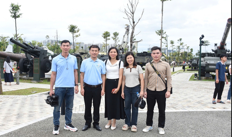 CHI BỘ THÔN KHẢ LẠC TỔ CHỨC HOẠT ĐỘNG THỰC TẾ “TỰ HÀO KHU CHÁY ANH HÙNG- VỮNG BƯỚC TƯƠNG LAI”.- Ảnh 5.