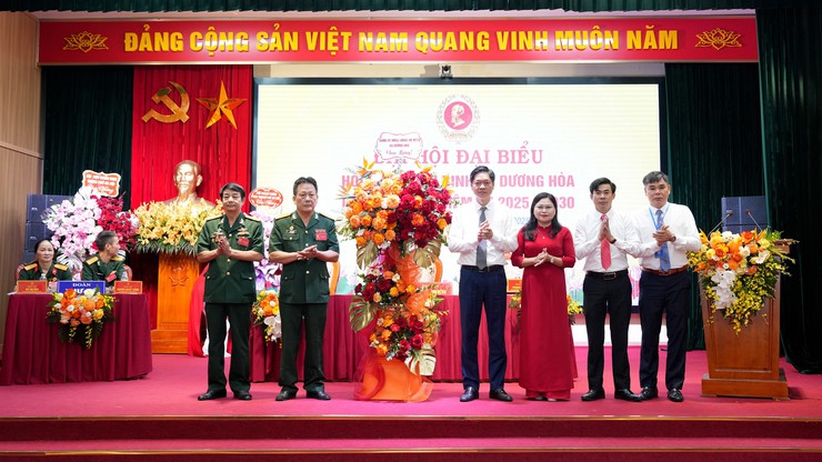 Đại hội đại biểu Hội Cựu chiến binh xã Dương Hòa lần thứ VIII, nhiệm kỳ 2025 - 2030
- Ảnh 8.