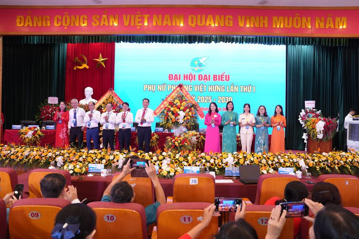 Đại hội đại biểu Phụ nữ phường Việt Hưng lần thứ I, nhiệm kỳ 2025-2030 thành công tốt đẹp- Ảnh 3.