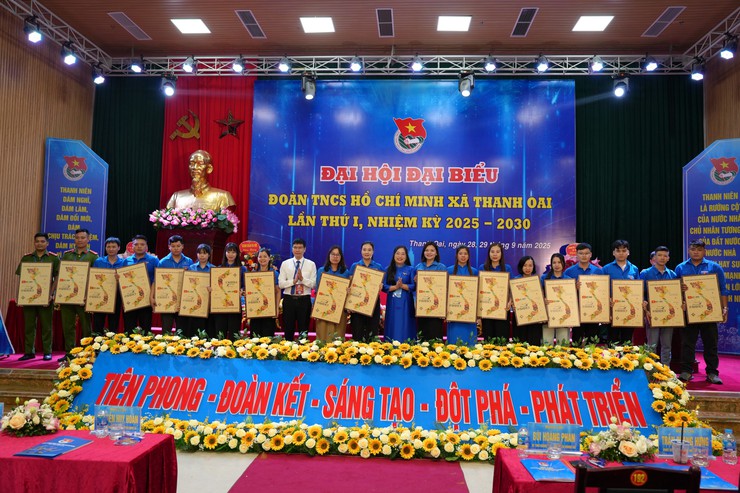Đại hội đại biểu Đoàn TNCS Hồ Chí Minh xã Thanh Oai lần thứ I, nhiệm kỳ 2025-2030: Tiếp bước tự hào, tiên phong trong chuyển đổi số và phát triển quê hương- Ảnh 17.