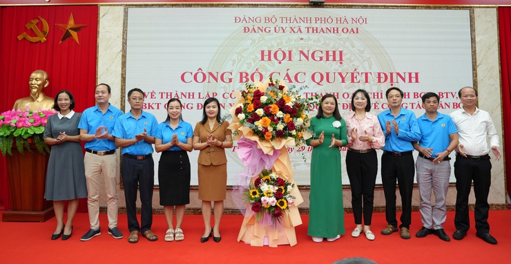 Công bố quyết định thành lập Công đoàn xã Thanh Oai- Ảnh 4.