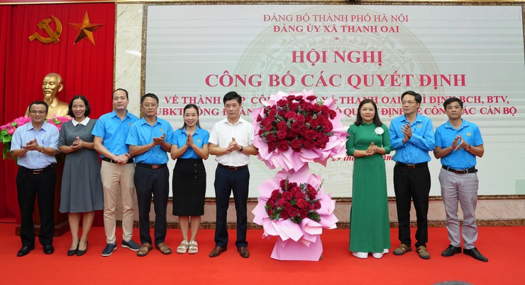 Công bố quyết định thành lập Công đoàn xã Thanh Oai- Ảnh 3.