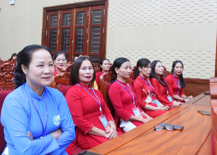 Chúc mừng Đại hội đại biểu Phụ nữ xã Thạch Thất lần thứ I, nhiệm kỳ 2025-2030 thành công tốt đẹp.- Ảnh 28.
