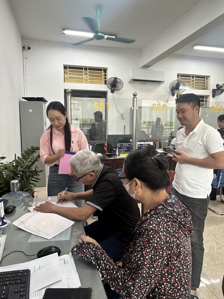 Cán bộ hành chính công - thước đo của chính quyền phục vụ- Ảnh 2.