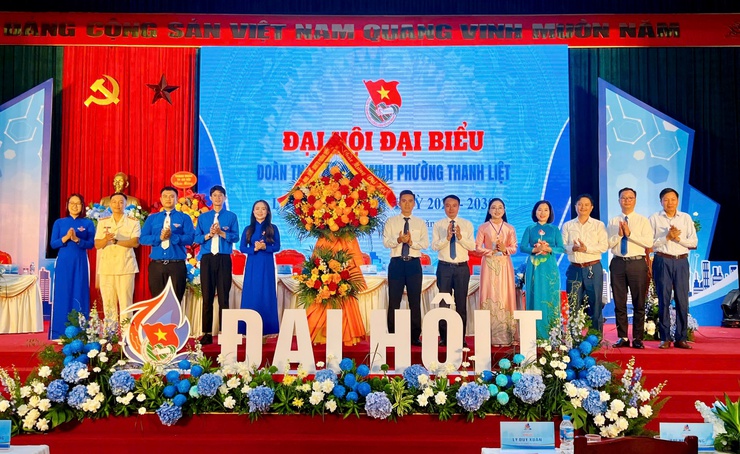 MTTQ Việt Nam và các tổ chức chính trị xã hội phường tổ chức thành công Đại hội đại biểu lần thứ I, nhiệm kỳ 2025 - 2030- Ảnh 3. MTTQ Việt Nam và các tổ chức chính trị xã hội phường tổ chức thành công Đại hội đại biểu lần thứ I, nhiệm kỳ 2025 - 2030- Ảnh 3.