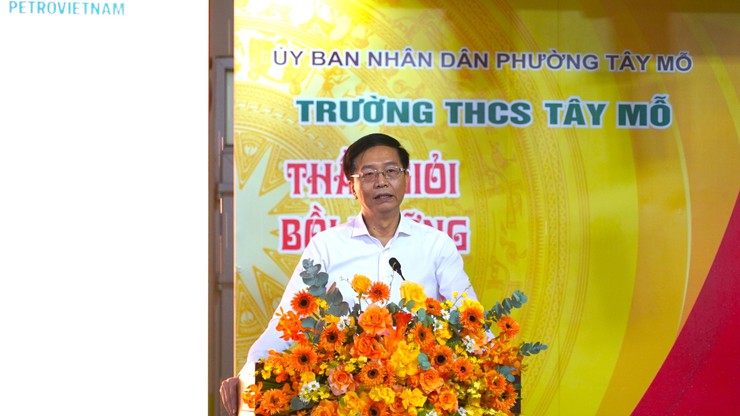 Phó Thủ tướng Chính phủ Bùi Thanh Sơn thăm, làm việc với phường Tây Mỗ và dự khánh thành phòng học STEM- Ảnh 9.