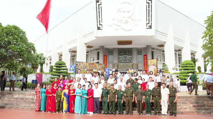 CHI BỘ THÔN KHẢ LẠC TỔ CHỨC HOẠT ĐỘNG THỰC TẾ “TỰ HÀO KHU CHÁY ANH HÙNG- VỮNG BƯỚC TƯƠNG LAI”.- Ảnh 2.