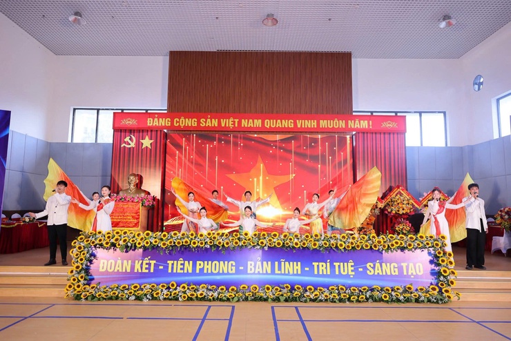 Tuổi trẻ phường Giảng Võ quyết tâm thực hiện thắng lợi Nghị quyết Đại hội, viết tiếp truyền thống vẻ vang của Đoàn TNCS Hồ Chí Minh trong thời kỳ mới!- Ảnh 6.