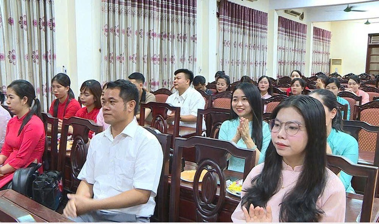 Tổng kết Lớp bồi dưỡng lý luận chính trị cho Đảng viên mới (Lớp 1) năm 2025- Ảnh 3.