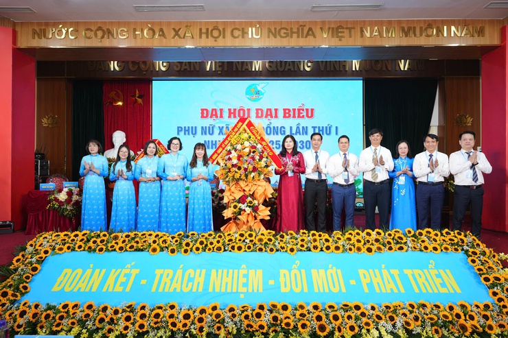 Phụ nữ xã Phù Đổng phát huy truyền thống, tích cực đổi mới sáng tạo- Ảnh 3.