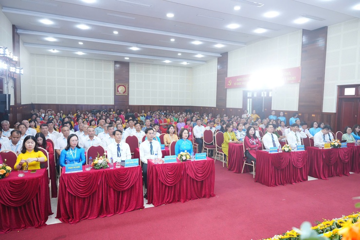 Phụ nữ xã Phù Đổng phát huy truyền thống, tích cực đổi mới sáng tạo- Ảnh 1.