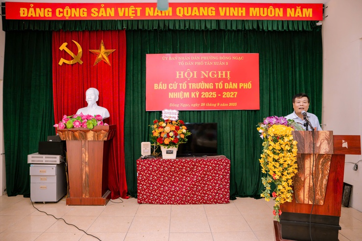 Ngày 28-9, các cử tri đại diện hộ gia đình của 12 Tổ dân phố (TDP) trên toàn phường nô nức đi bầu  tổ trưởng TDP nhiệm kỳ 2025 - 2027. Ghi nhận tại các nơi diễn ra các hội nghị, cuộc bầu cử đã thành công tốt đẹp.- Ảnh 3.