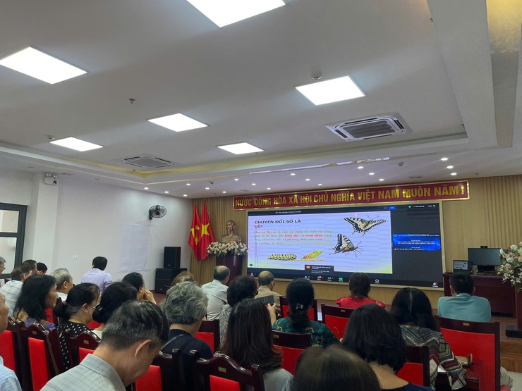Phường Giảng Võ tham gia Lớp Tập huấn trực tuyến, nâng cao năng lực cho các Tổ Chuyển đổi số cộng đồng- Ảnh 1.