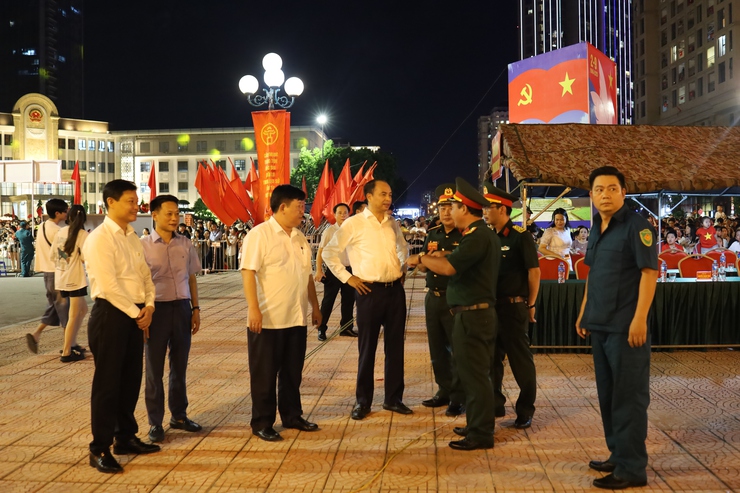 Rực rỡ Tây Hồ trong ngày hội non sông- Ảnh 8.