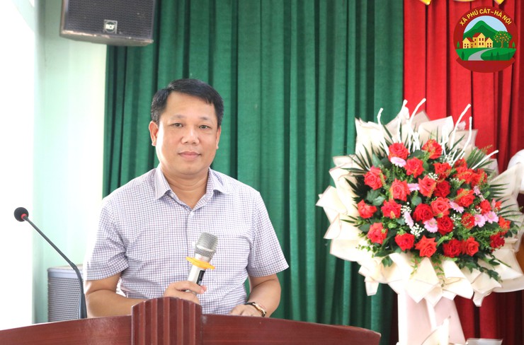 Đồng chí Phó Bí thư Thường trực Đảng ủy xã Phú Cát dự sinh hoạt chi bộ thôn Yên Thái- Ảnh 10.