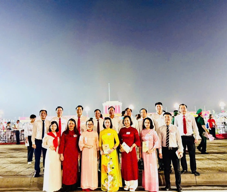 Đoàn đại biểu phường Long Biên tham dự Lễ diễu binh, diễu hành tại Quảng trường Ba Đình- Ảnh 3.
