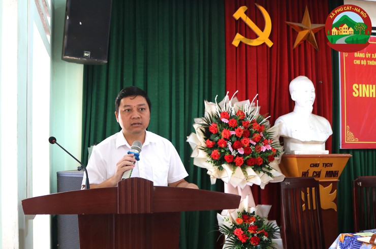 Đồng chí Phó Bí thư Thường trực Đảng ủy xã Phú Cát dự sinh hoạt chi bộ thôn Yên Thái- Ảnh 8.
