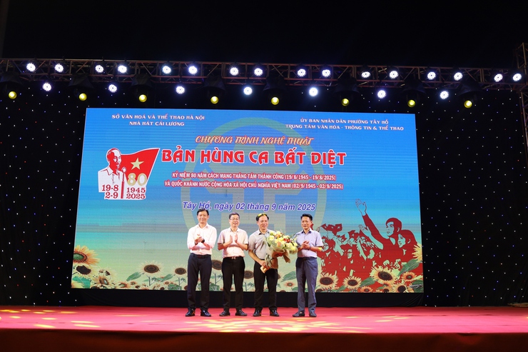 Rực rỡ Tây Hồ trong ngày hội non sông- Ảnh 4.