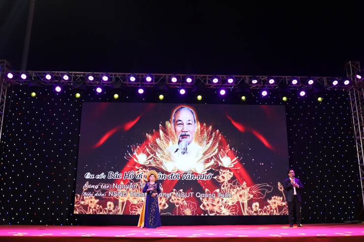 Rực rỡ Tây Hồ trong ngày hội non sông- Ảnh 6.