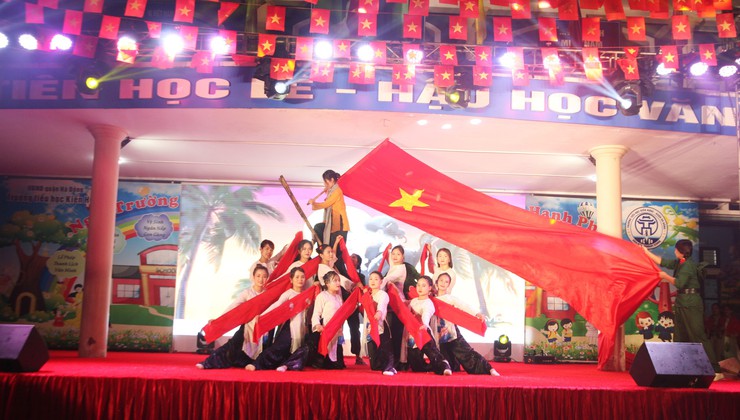 Chương trình nghệ thuật “Tự hào Việt Nam-80 mùa thu cách mạng”- Ảnh 4.