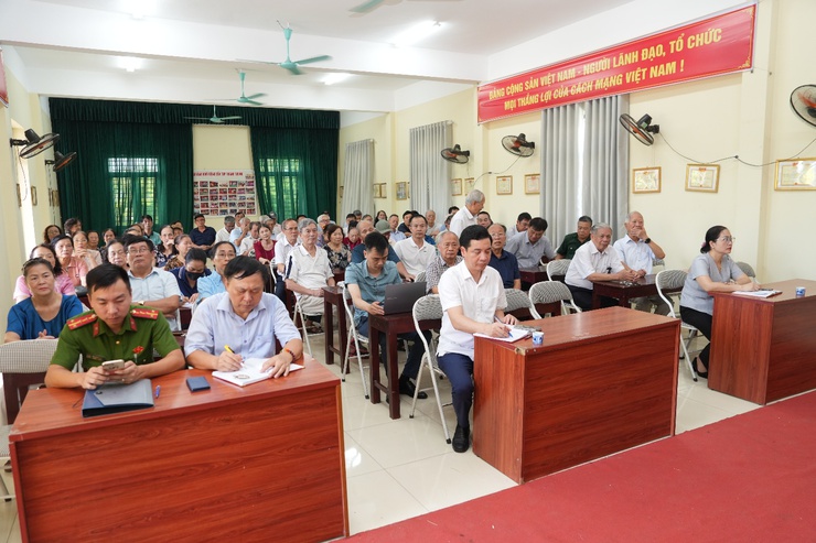 Đồng chí Bí thư Đảng ủy dự sinh hoạt tại chi bộ tổ dân phố Thành Trung- Ảnh 2.