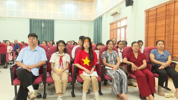 Hội nghị nói chuyện chuyên đề “Chủ tịch hồ Chí Minh với công tác Đền ơn đáp nghĩa, quan tâm chăm sóc người có công"- Ảnh 6.