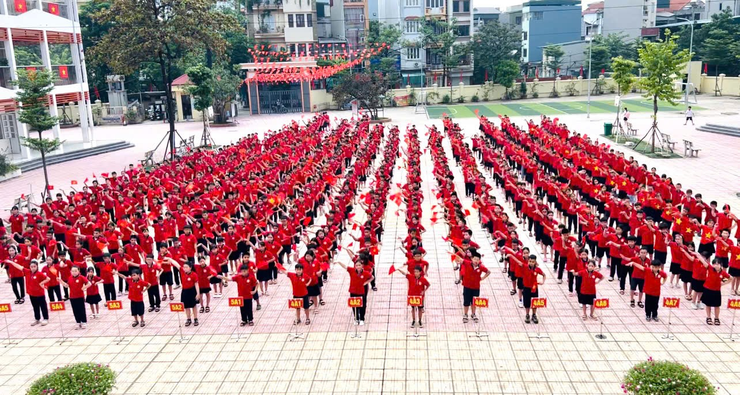 Sôi nổi các hoạt động chào mừng kỉ niệm 80 năm Quốc Khánh nước Cộng hòa xã hội chủ nghĩa Việt Nam tại trường Tiểu học Yên Sở- Ảnh 2.
