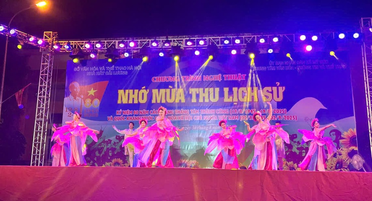 Ấn tượng chương trình nghệ thuật chào mừng 80  năm ngày Quốc khánh 2-9 tại xã Mỹ Đức- Ảnh 7.