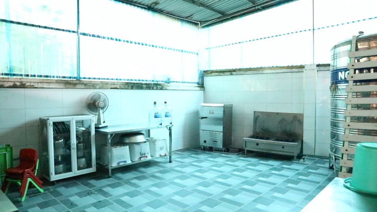 Thường trực HĐND xã khảo sát cơ sở vật chất trường học điểm Quyết Tiến- Ảnh 3.