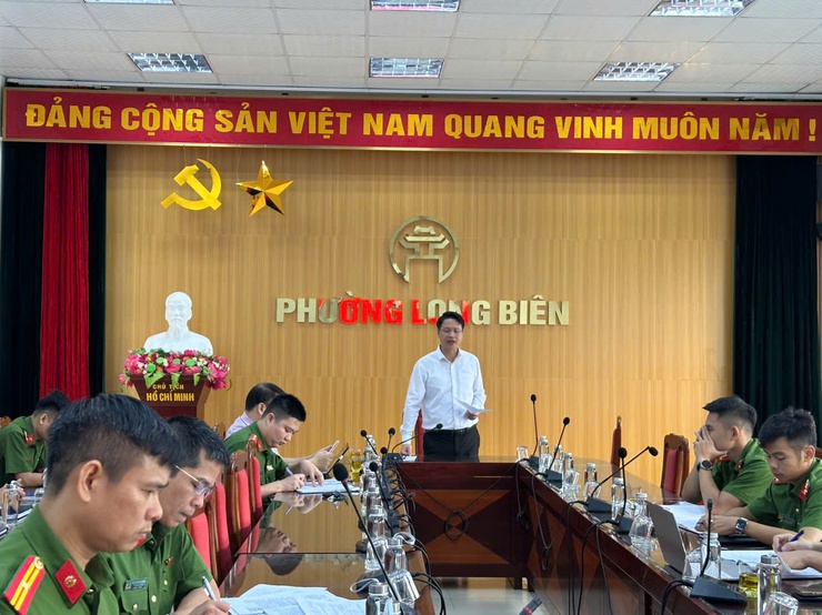 Hội nghị triển khai Kế hoạch Kiểm tra an toàn về PCCC&CNCH đối với cơ sở thuộc diện quản lý về phòng cháy và chữa cháy trên địa bàn phường Long Biên 2025.- Ảnh 1.