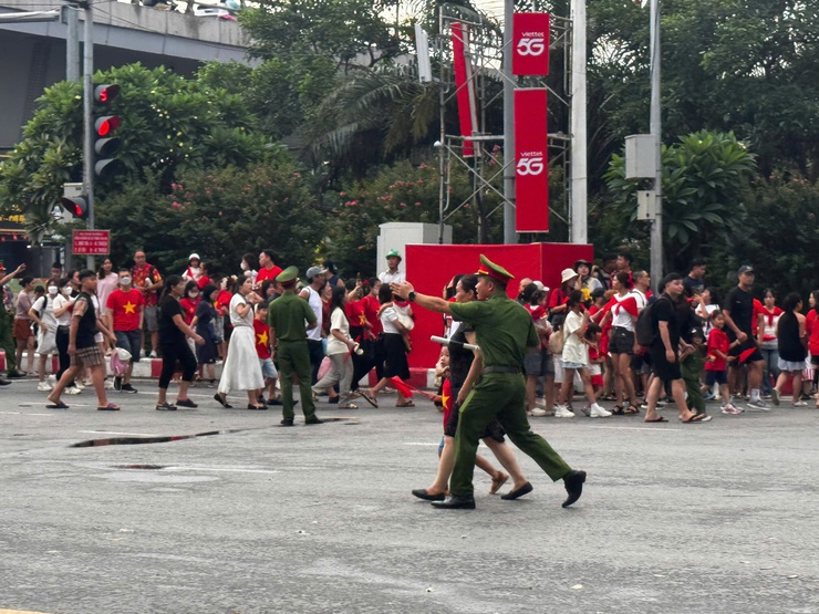 Công an Tây Hồ: Bản lĩnh, quyết tâm, hoàn thành xuất sắc nhiệm vụ A80- Ảnh 1.