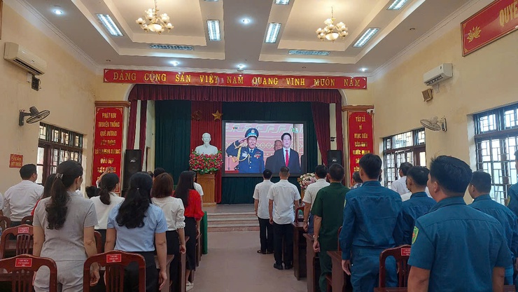 Nhân dân, cán bộ, đảng viên xã Chương Dương hoà chung không khí Lễ kỷ niệm, diễu binh, diễu hành ngày Quốc khánh 2/9- Ảnh 1.