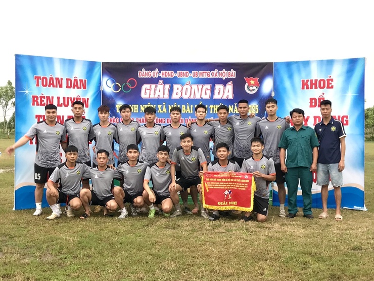 BẾ MẠC GIẢI BÓNG ĐÁ THANH NIÊN XÃ NỘI BÀI NĂM 2025- Ảnh 3.