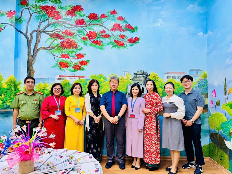 Trường THCS Long Biên tổ chức giao lưu văn hóa - ngôn ngữ với Trường Tiểu học Daeseong (Cheongju, Hàn Quốc)- Ảnh 6.