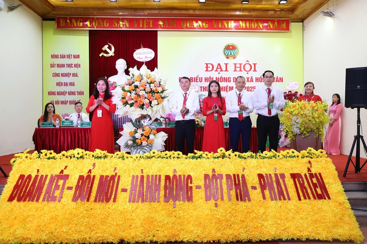 HỘI NÔNG DÂN XÃ HỒNG VÂN TỔ CHỨC THÀNH CÔNG ĐẠI HỘI ĐẠI BIỂU LẦN THỨ I NHIỆM KỲ 2025-2030- Ảnh 1.