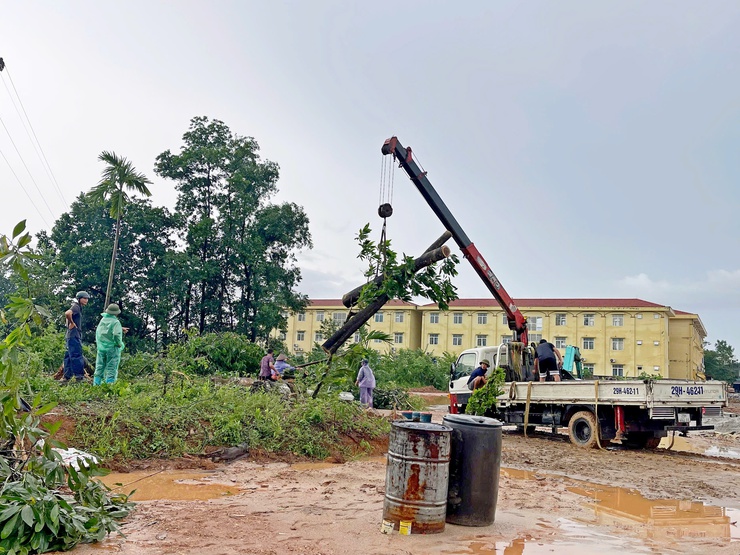 Cưỡng chế thu hồi đất thực hiện dự án Trường Mầm non Phú Thịnh- Ảnh 1.