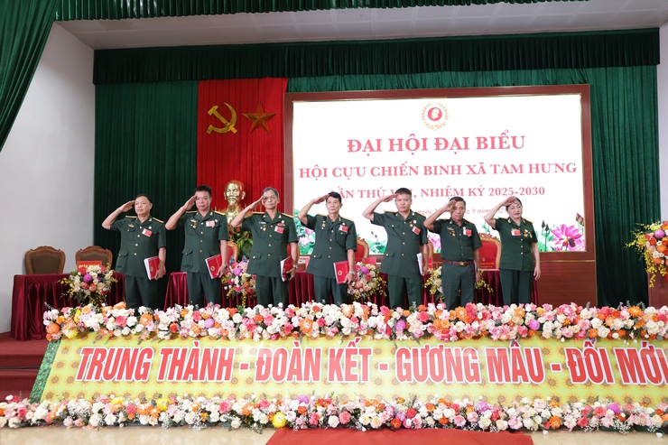 HỘI CCB TAM HƯNG PHÁT HUY BẢN CHẤT "BỘ ĐỘI CỤ HỒ", XÂY DỰNG HỘI VỮNG MẠNH TOÀN DIỆN- Ảnh 2.
