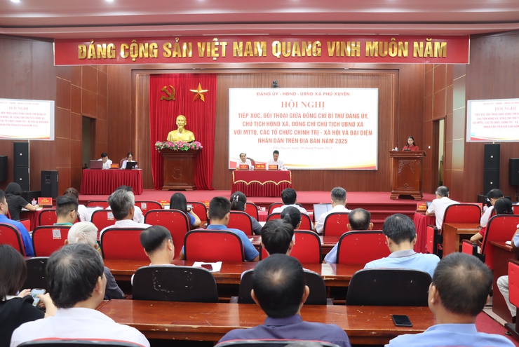 Xã Phú Xuyên tổ chức hội nghị tiếp xúc, đối thoại giữa người đứng đầu cấp ủy, chính quyền với MTTQ và nhân dân trên địa bàn xã.- Ảnh 1.