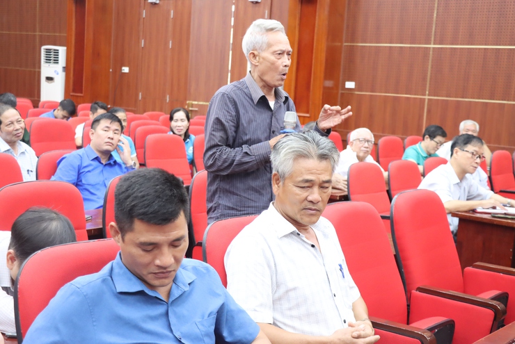 Xã Phú Xuyên tổ chức hội nghị tiếp xúc, đối thoại giữa người đứng đầu cấp ủy, chính quyền với MTTQ và nhân dân trên địa bàn xã.- Ảnh 5.