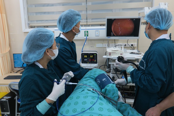 Trung tâm Nội soi Tiêu hóa - BVĐK Hà Đông được đưa vào chính thức hoạt động- Ảnh 1.