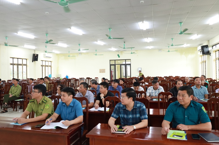 Xã Suối Hai tổ chức tập huấn công tác quản lý, bảo vệ rừng và PCCCR- Ảnh 2.